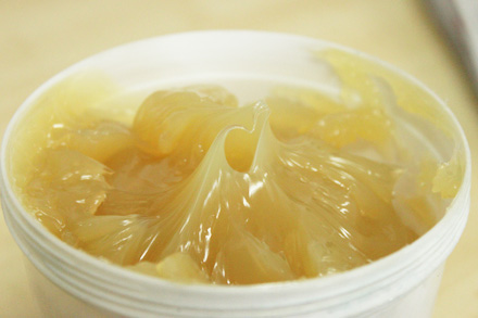 潤(rùn)滑脂廠家告訴你潤(rùn)滑脂開(kāi)封后該如何存放！